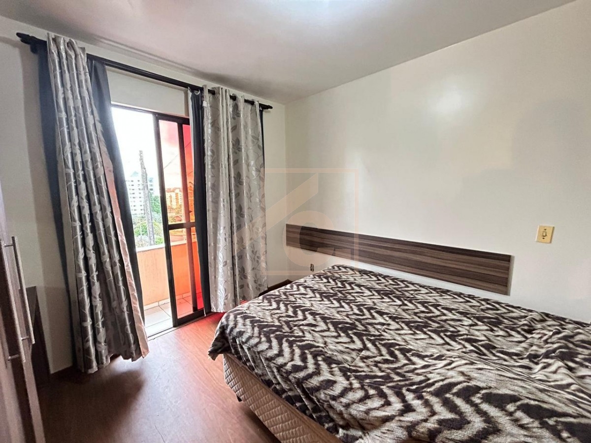 Sobrado à venda em Pato Branco com 03 quartos bairro Brasília. 