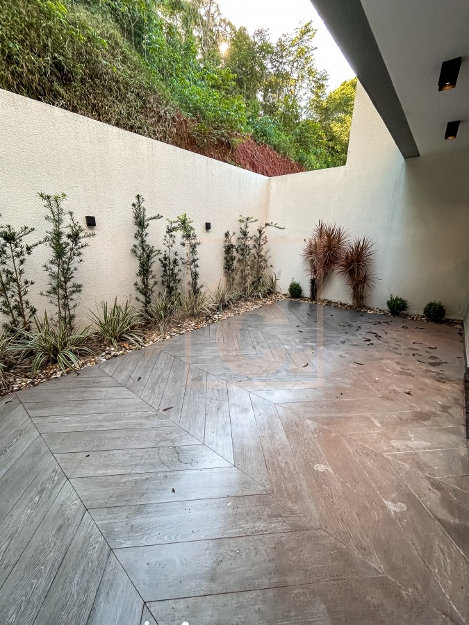Triplex à venda em Pato Branco no bairro São Luiz ,próximo ao PB Shopping