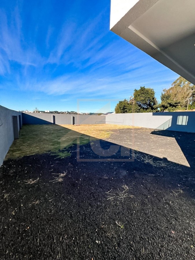 Casa à venda em Pato Branco com 3 Suítes no bairro Menino Deus