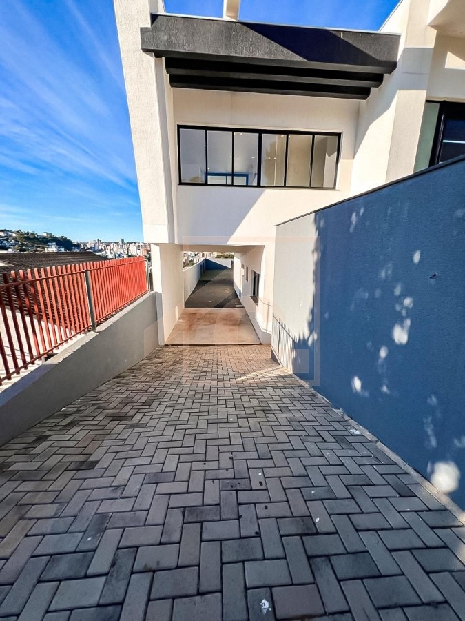 Casa à venda em Pato Branco com 3 Suítes no bairro Menino Deus