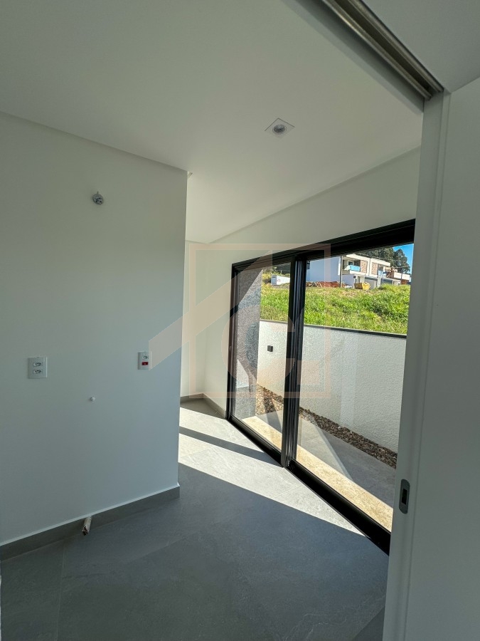 Casa alto padrão à venda em Pato Branco no bairro São Francisco com 3 Suítes 