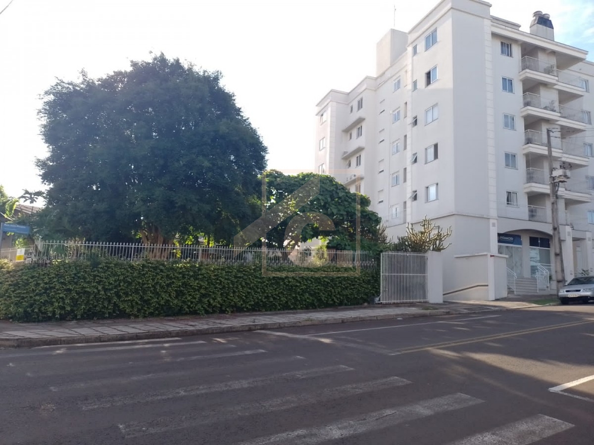 Terreno de esquina à venda em Pato Branco no bairro Santa Terezinha