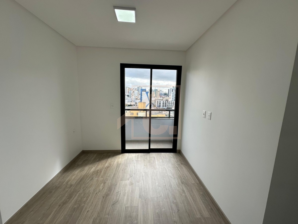 Apartamento à venda no Ed. Ametista com 01 suíte + 1 quarto
