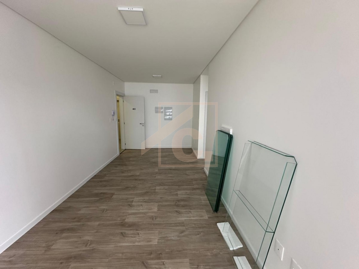 Apartamento à venda no Ed. Ametista com 01 suíte + 1 quarto