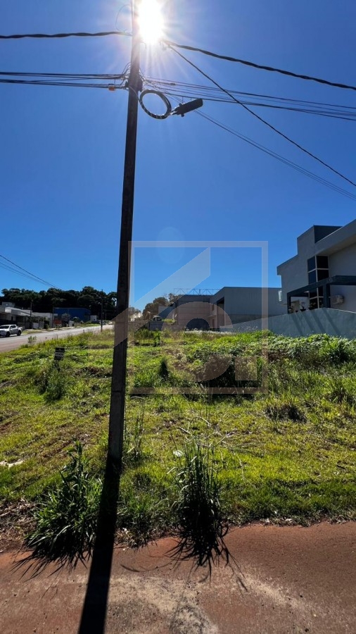 Terreno de esquina à venda em Pato Branco  no Bairro Fraron