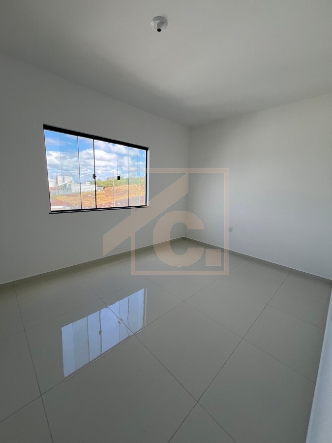 Casa à venda em Pato Branco com porão no bairro Fraron