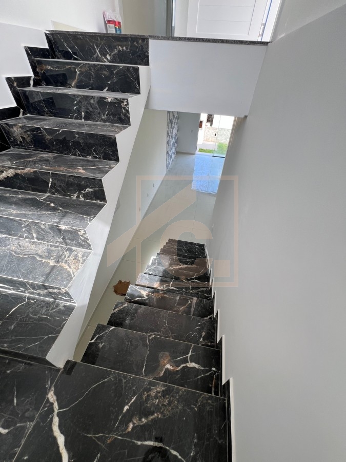 Casa à venda em Pato Branco com porão no bairro Fraron