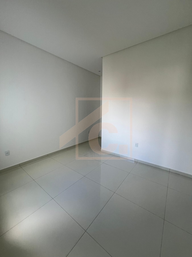 Casa à venda em Pato Branco com porão no bairro Fraron