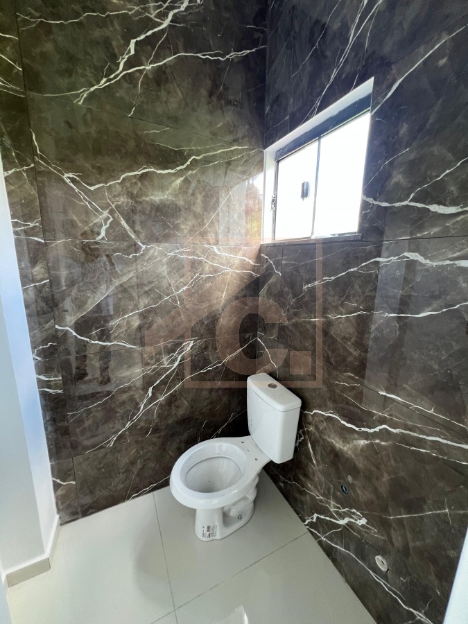 Casa à venda em Pato Branco com porão no bairro Fraron