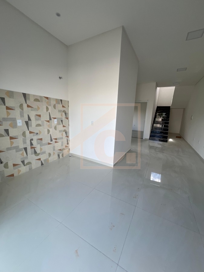 Casa à venda em Pato Branco com porão no bairro Fraron