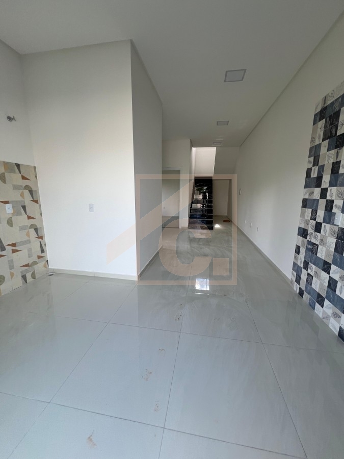 Casa à venda em Pato Branco com porão no bairro Fraron