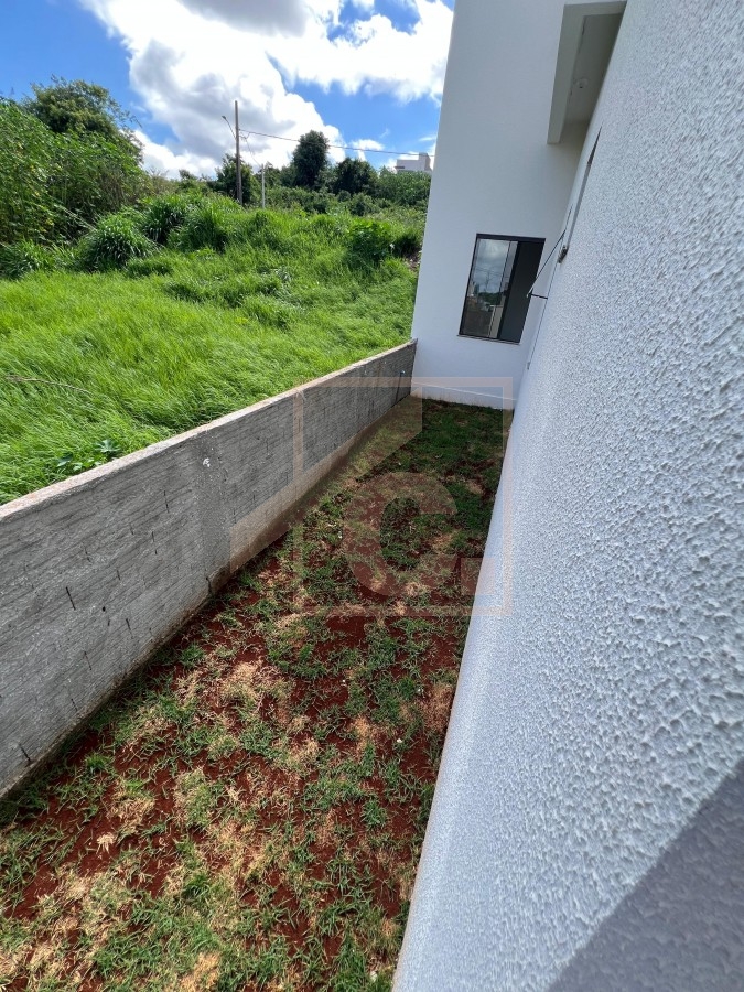 Casa à venda em Pato Branco com porão no bairro Fraron