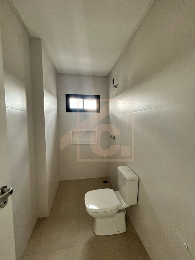 Apartamento à venda em Pato Branco no Ed. Turmalina com 01 Suíte + 02 Quartos