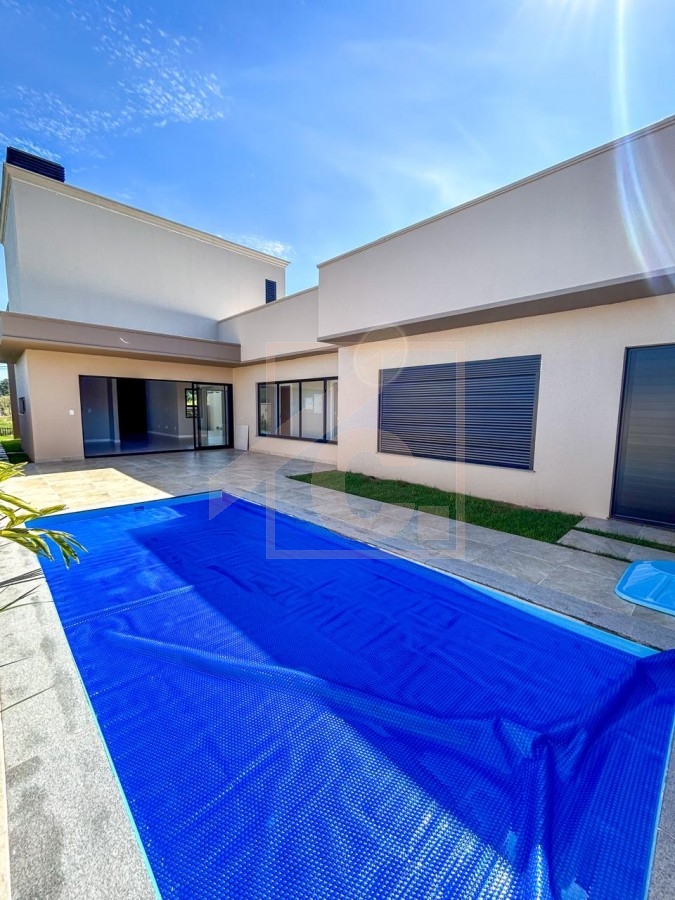 Casa Alto Padrão à venda em Pato Branco com piscina próxima ao PB Shopping