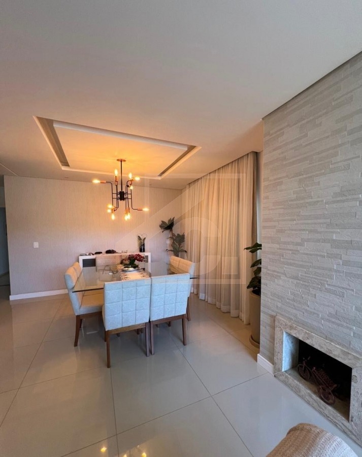 Casa à venda em Pato Branco no bairro Industrial com 1 suíte + 3 quartos