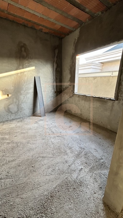 Casa Alto Padrão à venda em Pato Branco bairro Cadorin com 1 suíte + 2 demi suítes