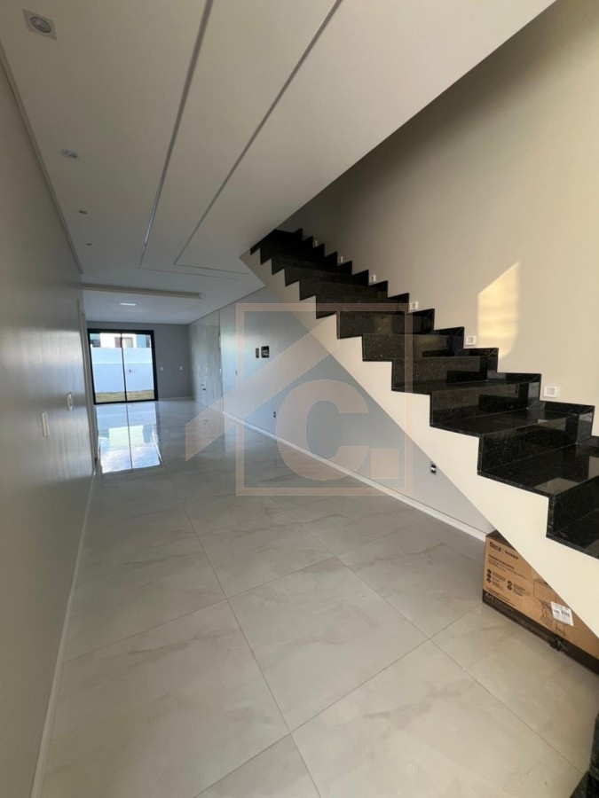 Sobrado à venda em Pato Branco no bairro Fraron com 3 suítes