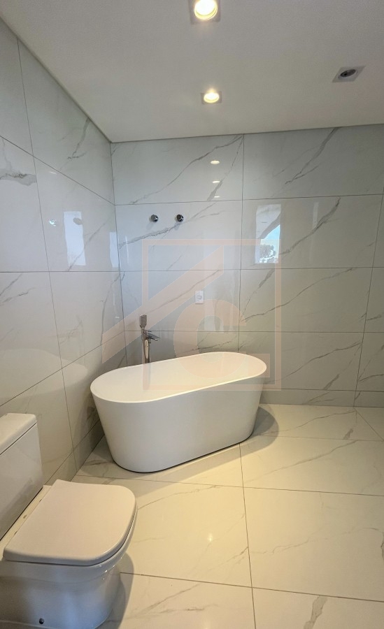 Casa alto padrão a venda em Pato Branco no bairro Menino Deus 