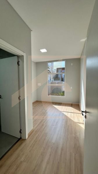 Casa à venda em Pato Branco com 1 Suíte + 2 Quartos no bairro Fraron