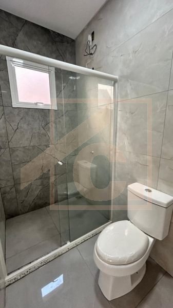 Casa à venda em Pato Branco com 1 Suíte + 2 Quartos no bairro Fraron