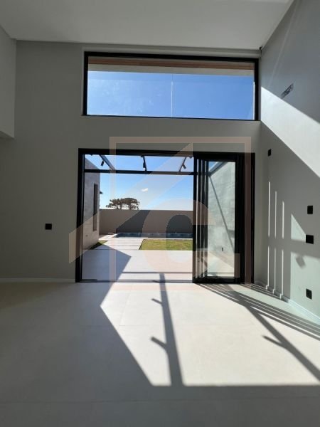 Casa  à venda em Pato Branco com 3 Suítes no bairro Cadorin