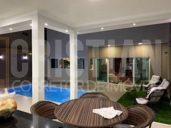 Sobrado mobiliado à venda em Pato Branco no Bairro Fraron