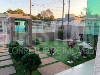 Sobrado mobiliado à venda em Pato Branco no Bairro Fraron