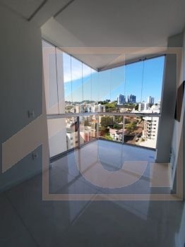 Apartamento à venda em Pato Branco no Edifício Esmeralda