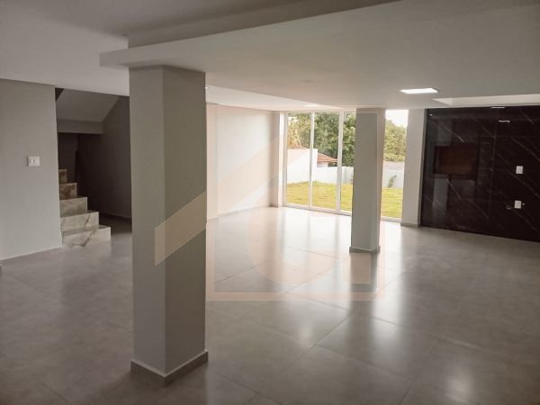 Casa à venda em Pato Branco com 1 suíte + 2 quartos no bairro Jardim Primavera