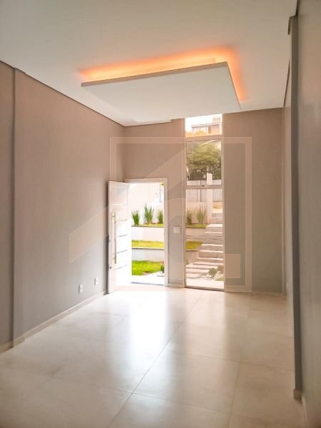 Casa à venda em Pato Branco com 1 suíte + 2 quartos no bairro Jardim Primavera