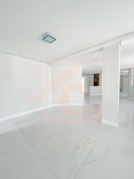 Apartamento à venda em Pato Branco no Ed. Alice Sartor