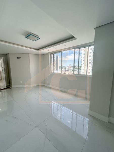 Apartamento à venda em Pato Branco no Ed. Alice Sartor