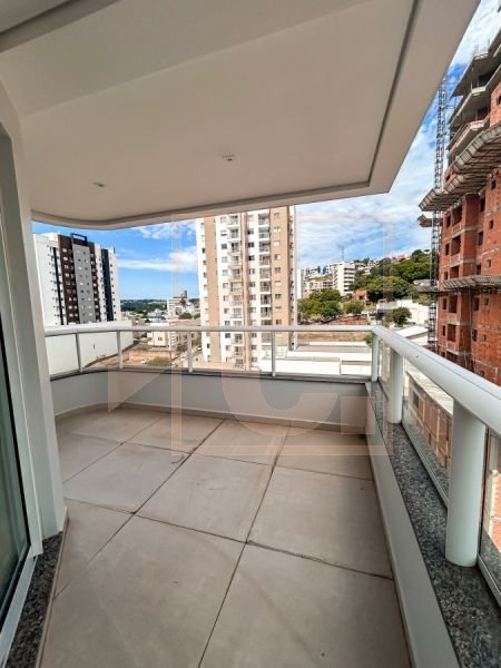 Apartamento à venda em Pato Branco no Ed. Alice Sartor