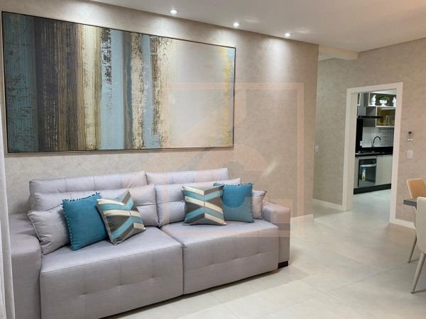 Cobertura Mobiliada Residencial Morada Regia com 2 Suíte + 2 Quartos.