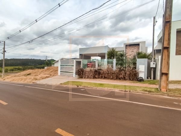 Casa à venda em Pato Branco no bairro São Francisco mobiliada e com piscina