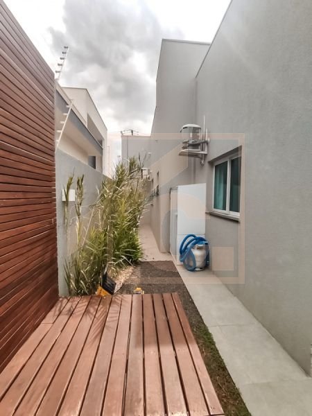 Casa à venda em Pato Branco no bairro São Francisco mobiliada e com piscina