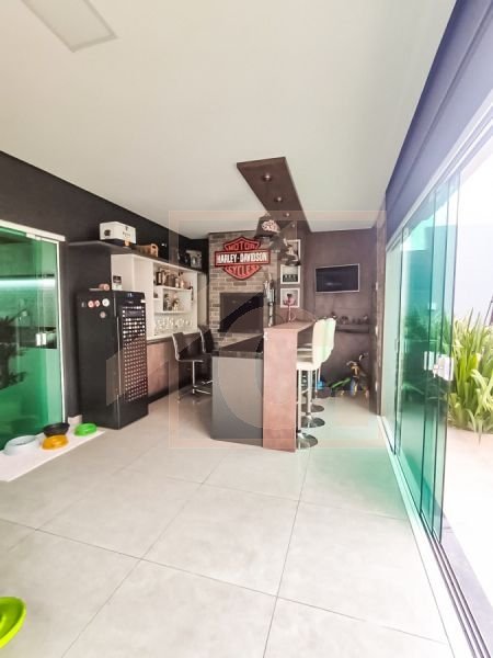 Casa à venda em Pato Branco no bairro São Francisco mobiliada e com piscina