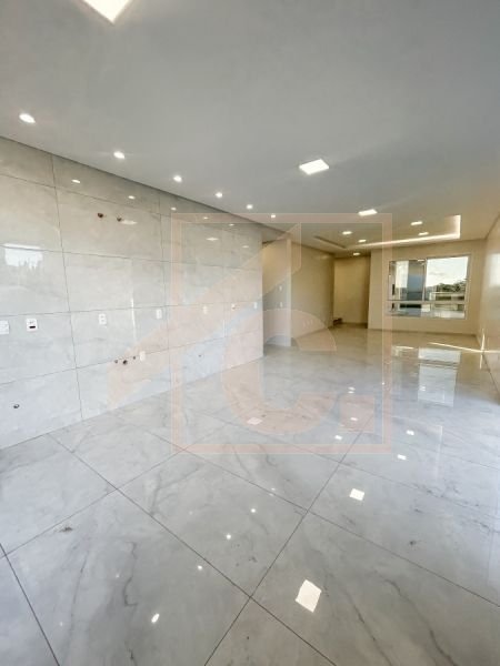 Sobrado Alto Padrão à venda em Pato Branco no bairro São Francisco com 03 Suítes