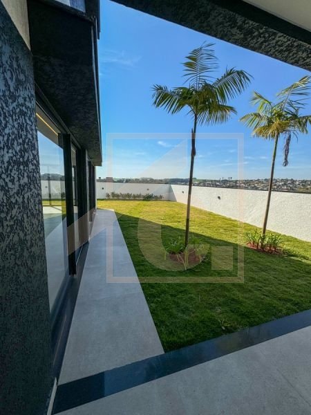 Casa alto padrão à venda em Pato Branco no bairro São Francisco com 3 Suítes 