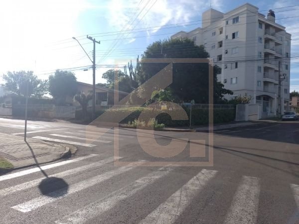 Terreno de esquina à venda em Pato Branco no bairro Santa Terezinha