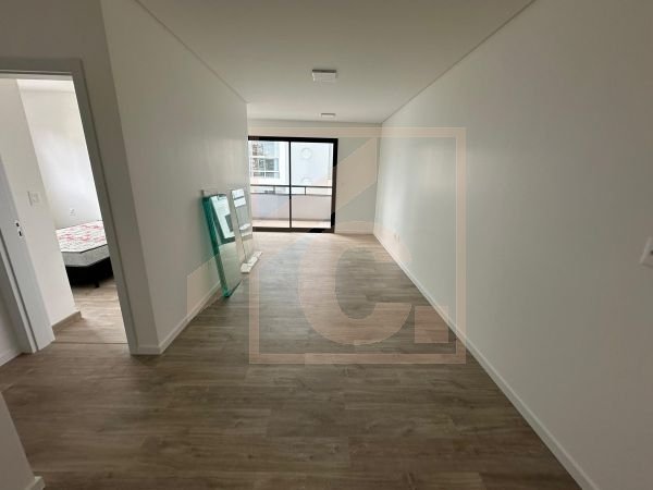 Apartamento à venda no Ed. Ametista com 01 suíte + 1 quarto