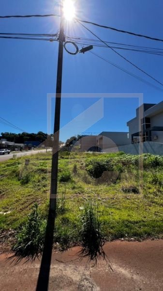 Terreno de esquina à venda em Pato Branco  no Bairro Fraron
