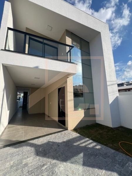 Sobrado à venda em Pato Branco no bairro Fraron com 3 suítes