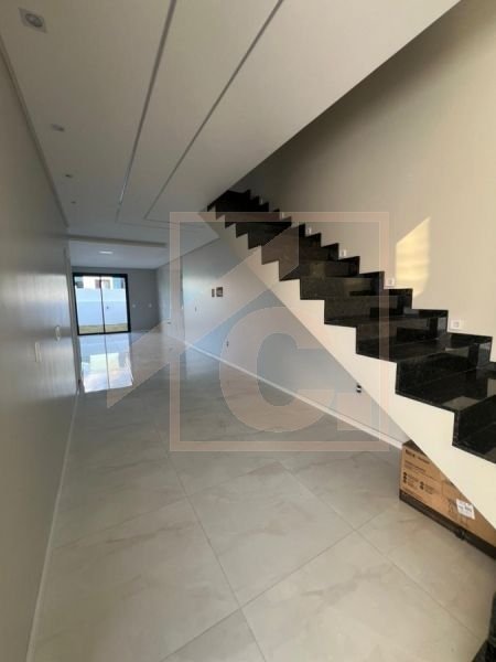 Sobrado à venda em Pato Branco no bairro Fraron com 3 suítes