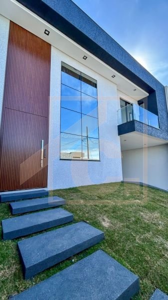 Casa alto padrão a venda em Pato Branco no bairro Menino Deus