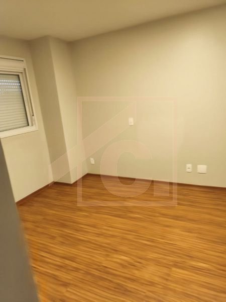 Sobrado à venda no bairro São Francisco com 1 Suíte + 2 Quartos