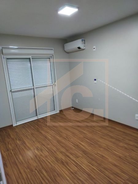 Sobrado à venda no bairro São Francisco com 1 Suíte + 2 Quartos