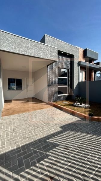 Casa à venda em Pato Branco com 1 Suíte + 2 Quartos no bairro Fraron