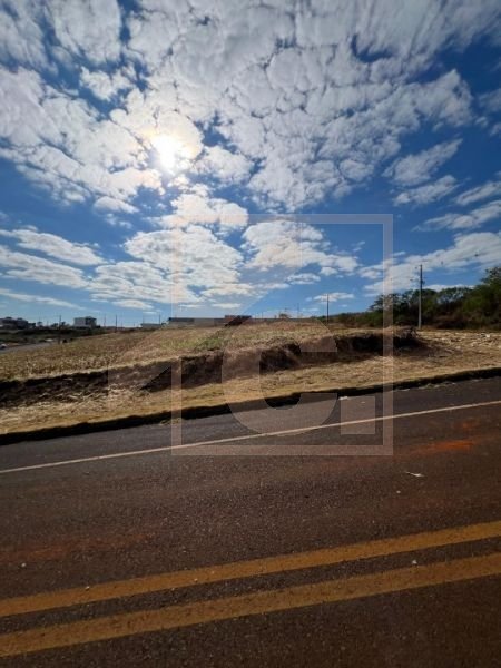 Terreno à venda em Pato Branco no Bairro Fraron-  Loteamento Dom Luiz Q-2186 L-27
