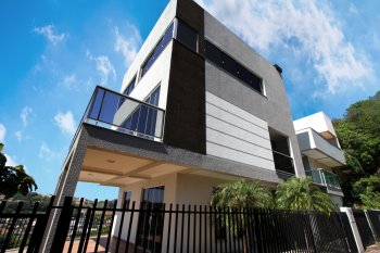 Triplex Semi Mobiliado à venda em Pato Branco no Bairro Aeroporto